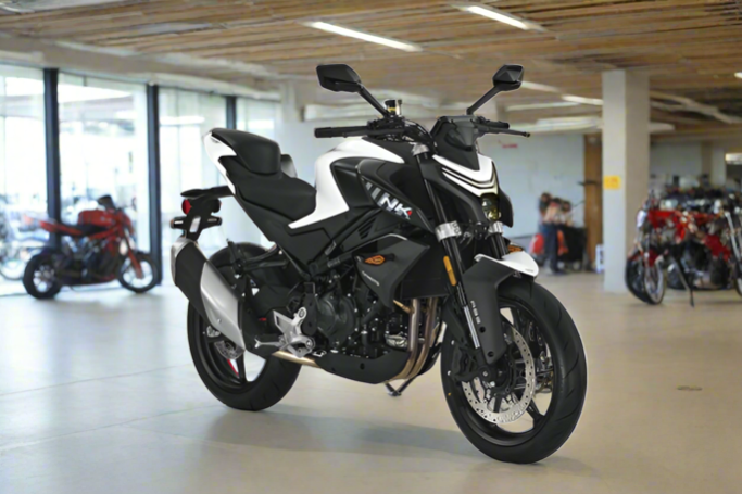 CFMOTO 450NK